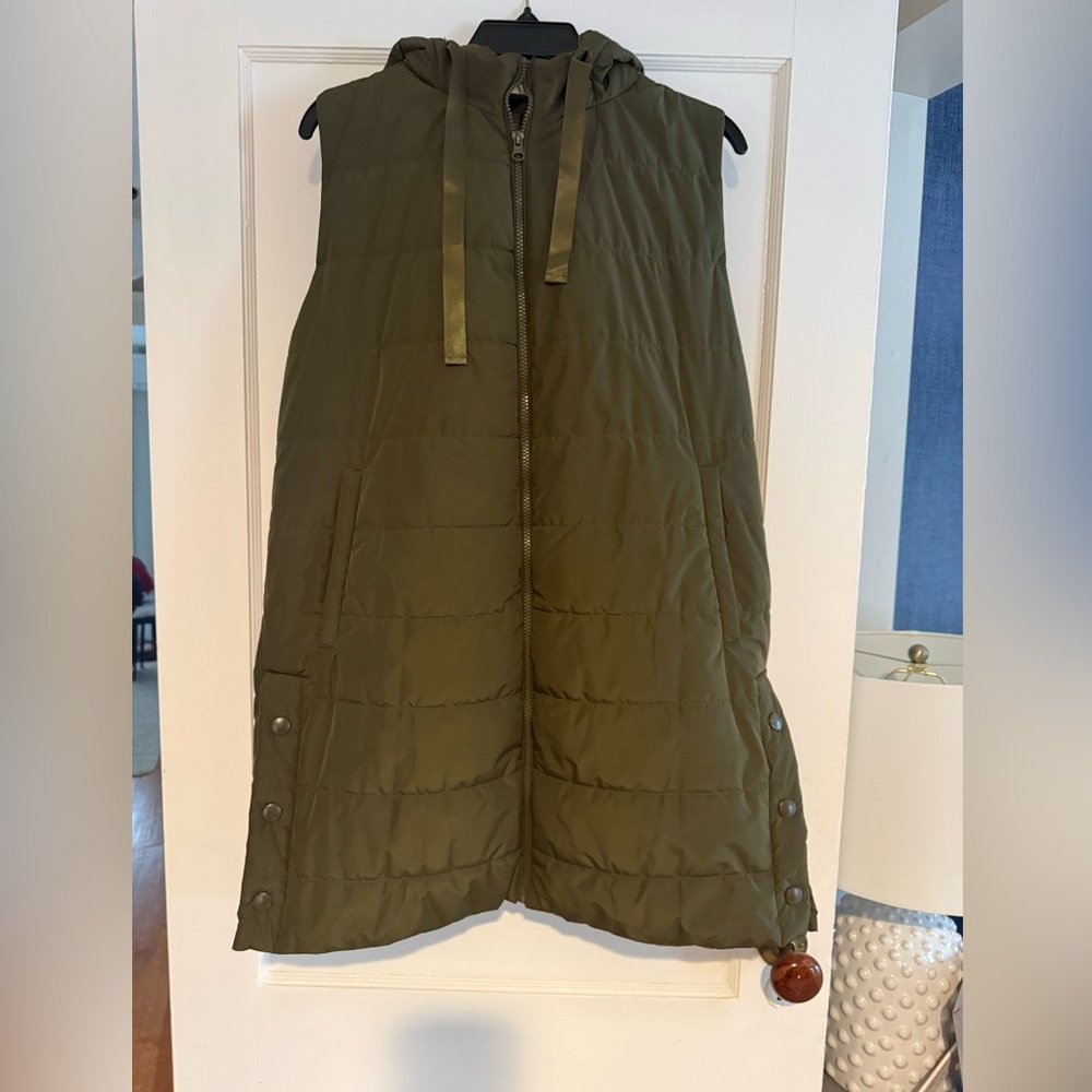 Long quilted puffer vest army green - size Large